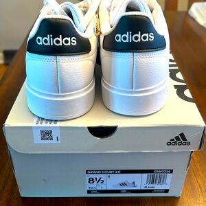 Adidas Grand Court 2.0 women’s tennis shoes. Size 8 1/2.